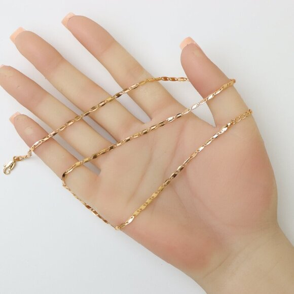 "Elegant Rose Gold Chain Necklace with Adjustable Extender, XPNL0195 - Picture 3 of 12